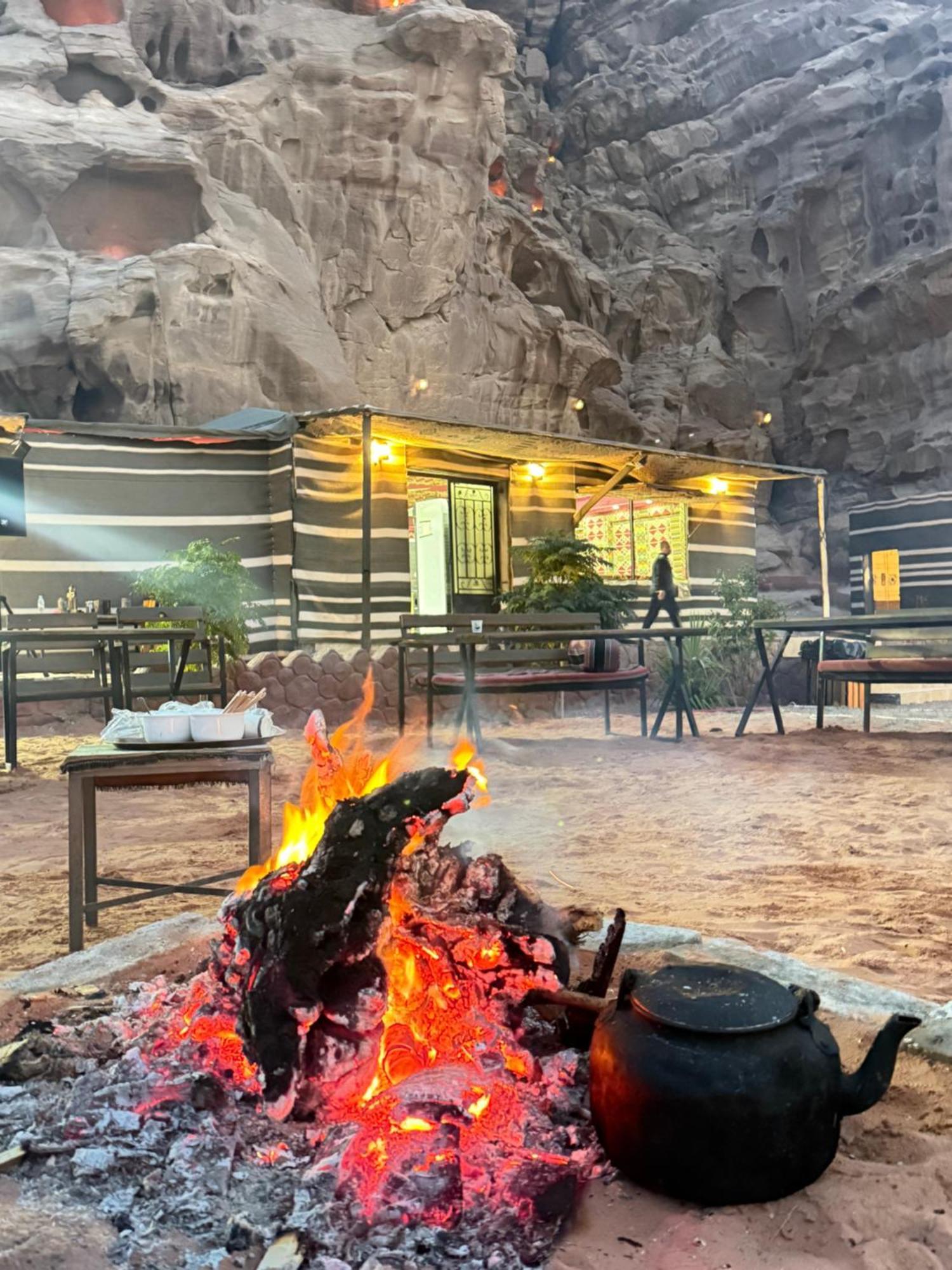 Faisal Wadi Camp אתר קמפינג 4*